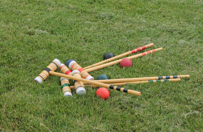 Elizabethtown College hosts pop up lawn games