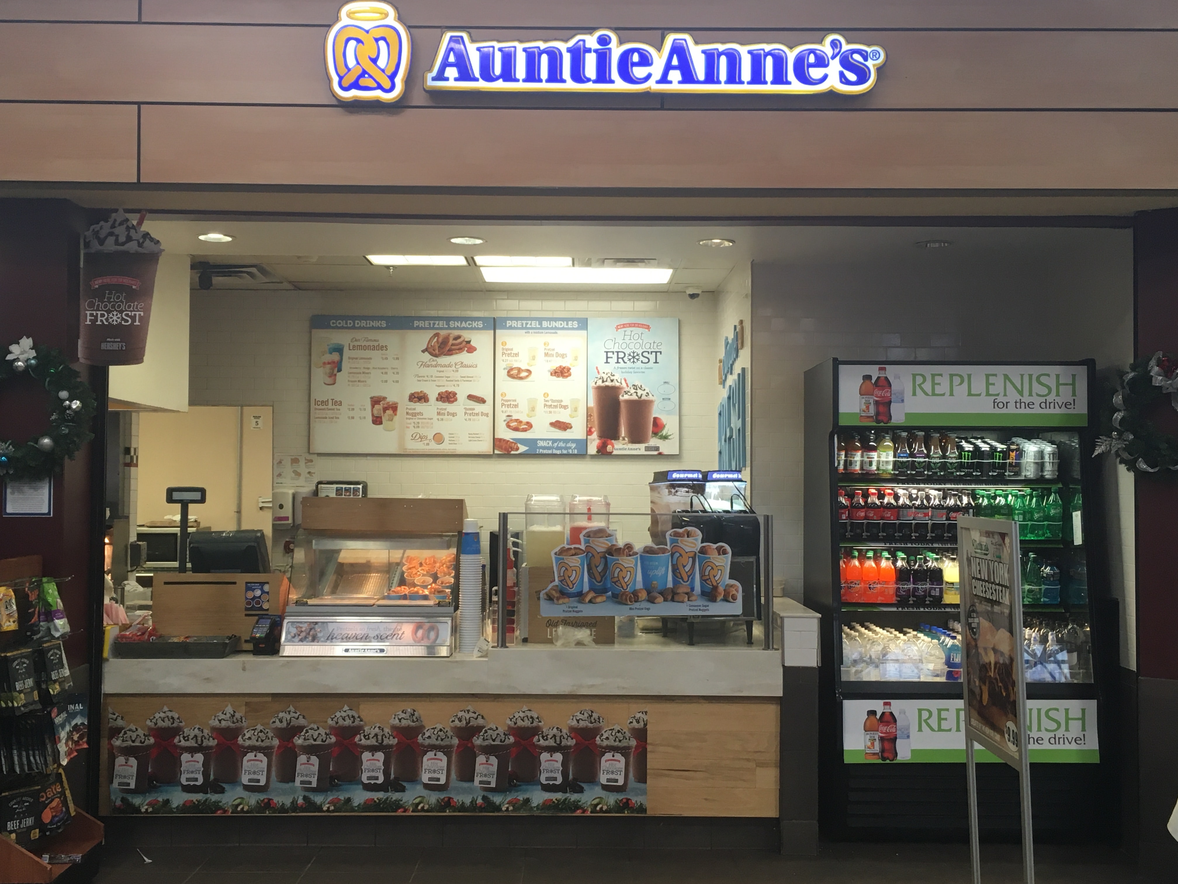The Weekly Treat: Auntie Anne’s Cinnamon Pretzel Bites