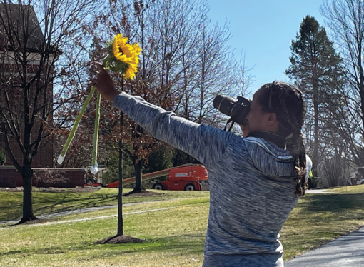 Digital photography students hold fundraiser to support Ukraine
