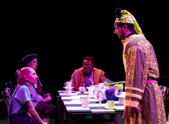 Down the rabbit hole: Etown’s production of “Alice in Wonderland”