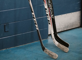 Field Hockey fights to the finish