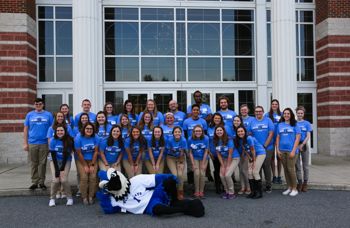 The College offers many job opportunities for the spring semester