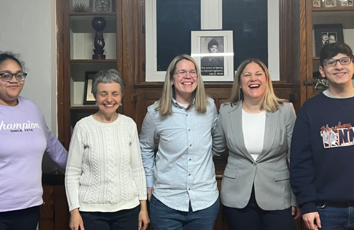 Etown GSA, Ubuntu program host alumna Dr. House
