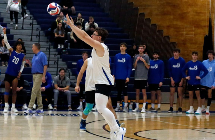 Etown Men’s Volleyball overtakes Arcadia after losing to Lancaster Bible