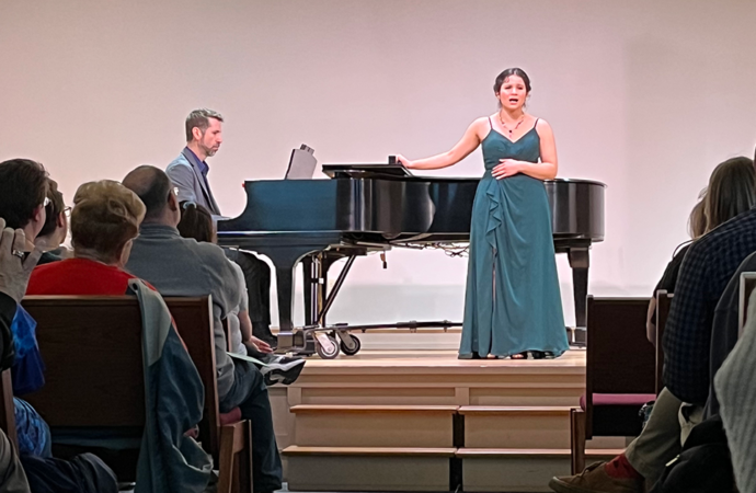 Senior music recital showcases students’ talents