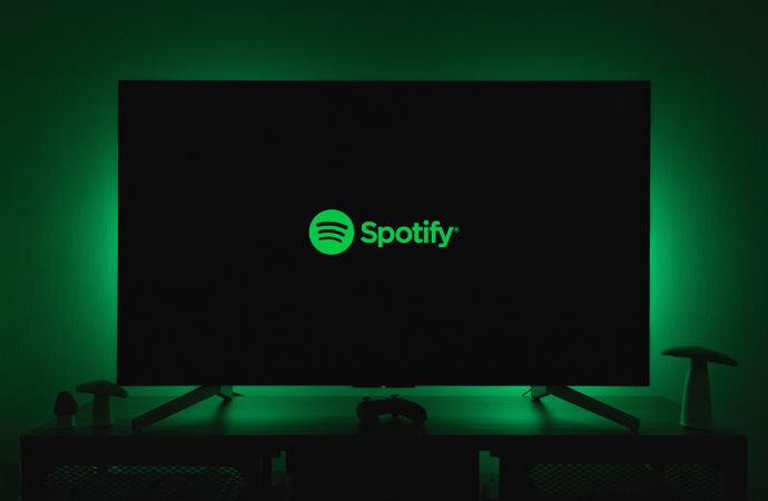 Today’s Tech: Spotify offers new AI DJ feature