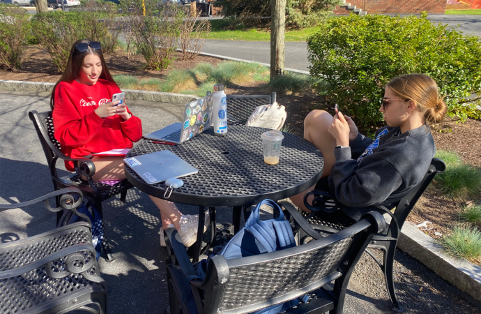 Social media on campus: OMC updates guidelines and Yik Yak controversy