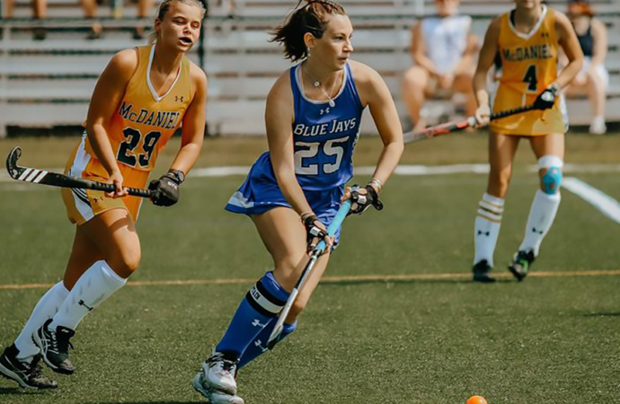 Field Hockey notches third win of season in dominant fashion