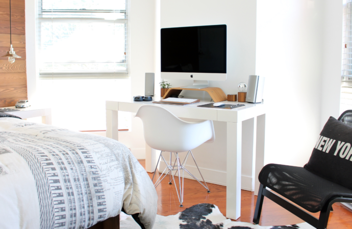 Horoscopes: What piece of stereotypical dorm decor are you based on your zodiac sign?