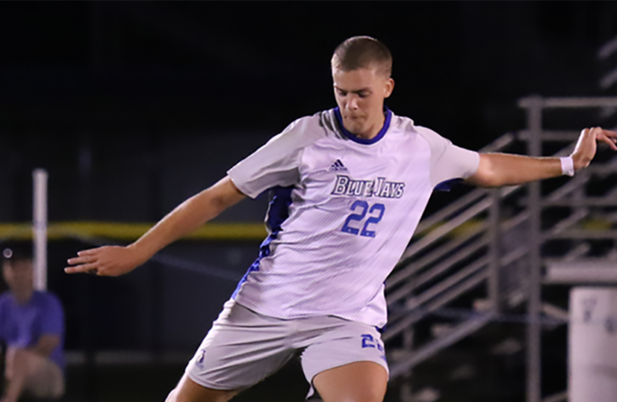 Etown soccer clashes with Scranton