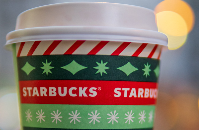 Debate of the Week: Peppermint Mocha or Pumpkin Spice
