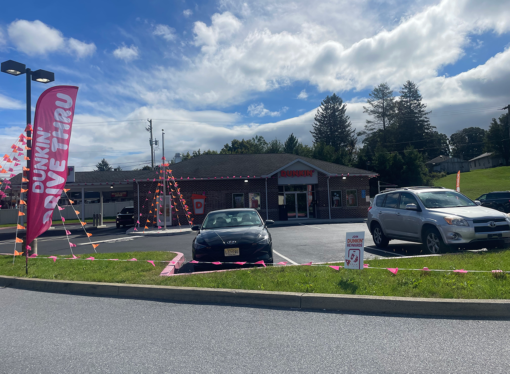 New Etown Dunkin’ offers 10 percent student discount