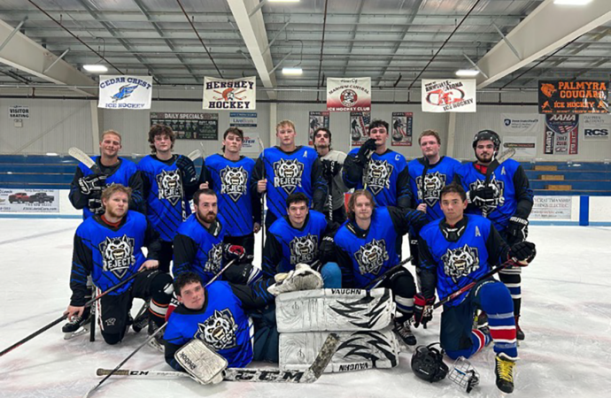 #riseoftherejects: Elizabethtown college students establish a community hockey team