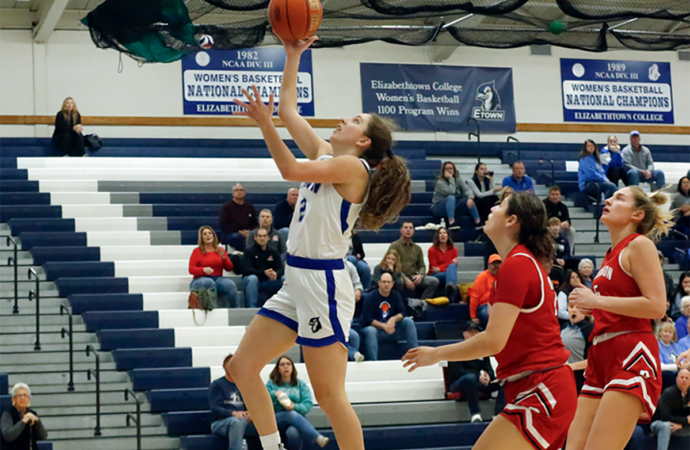 Etown basketball kicks off 2023 season