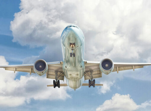 Business Buzz: Boeing faces scrutiny after dangerous flight incident