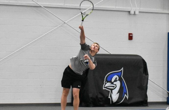 Etown tennis splits with Susquehanna