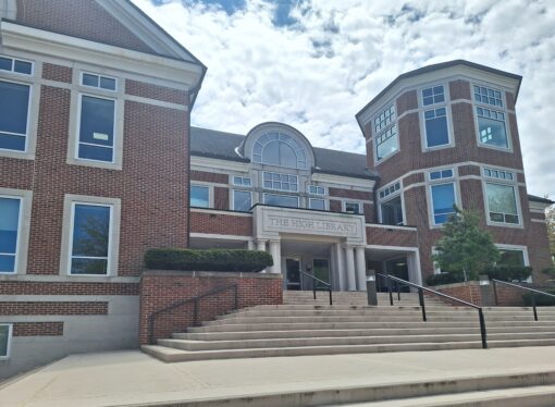 Job Spotlight: Student Library Assistant and Archives Assistant