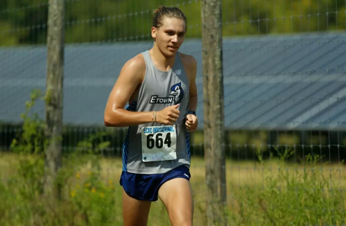 Cross country teams take on the Blue Jay Alumni Challenge over the weekend