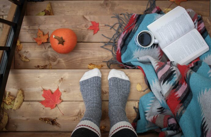 Debate of the Week: Cozy or Spooky?