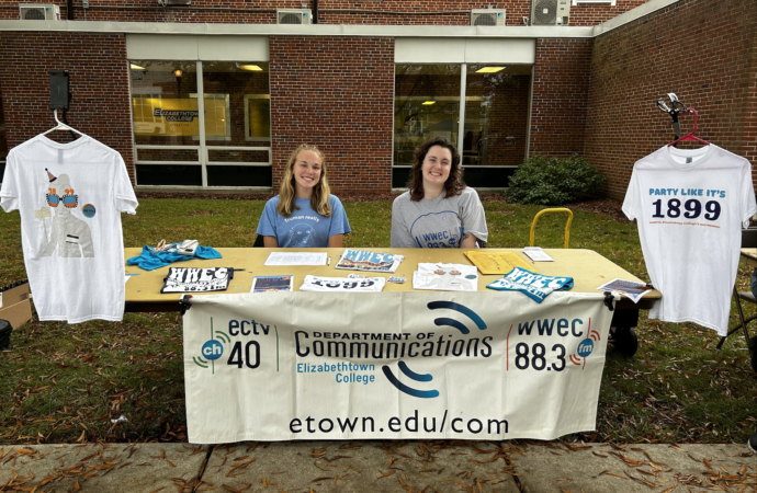 Etown Community Celebrates Homecoming