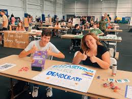 Elizabethtown College Democrats host Karaoke for a Cause