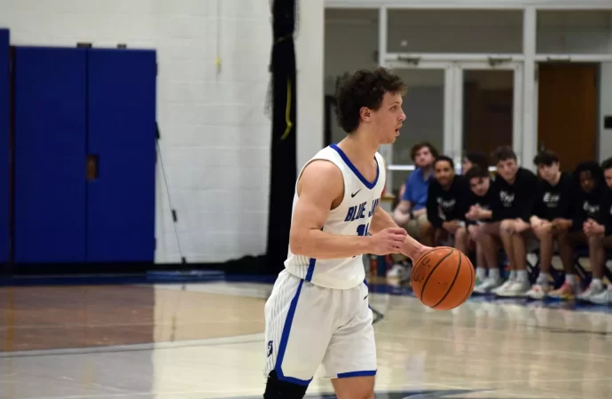 Men’s basketball continues strong start with win over Messiah