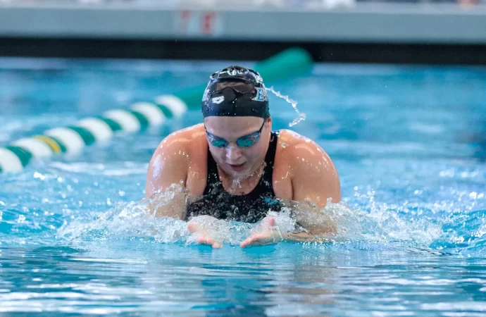 Etown swimming continues dominant season