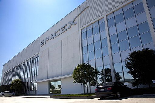 Today’s Tech: T-Mobile to Partner with SpaceX