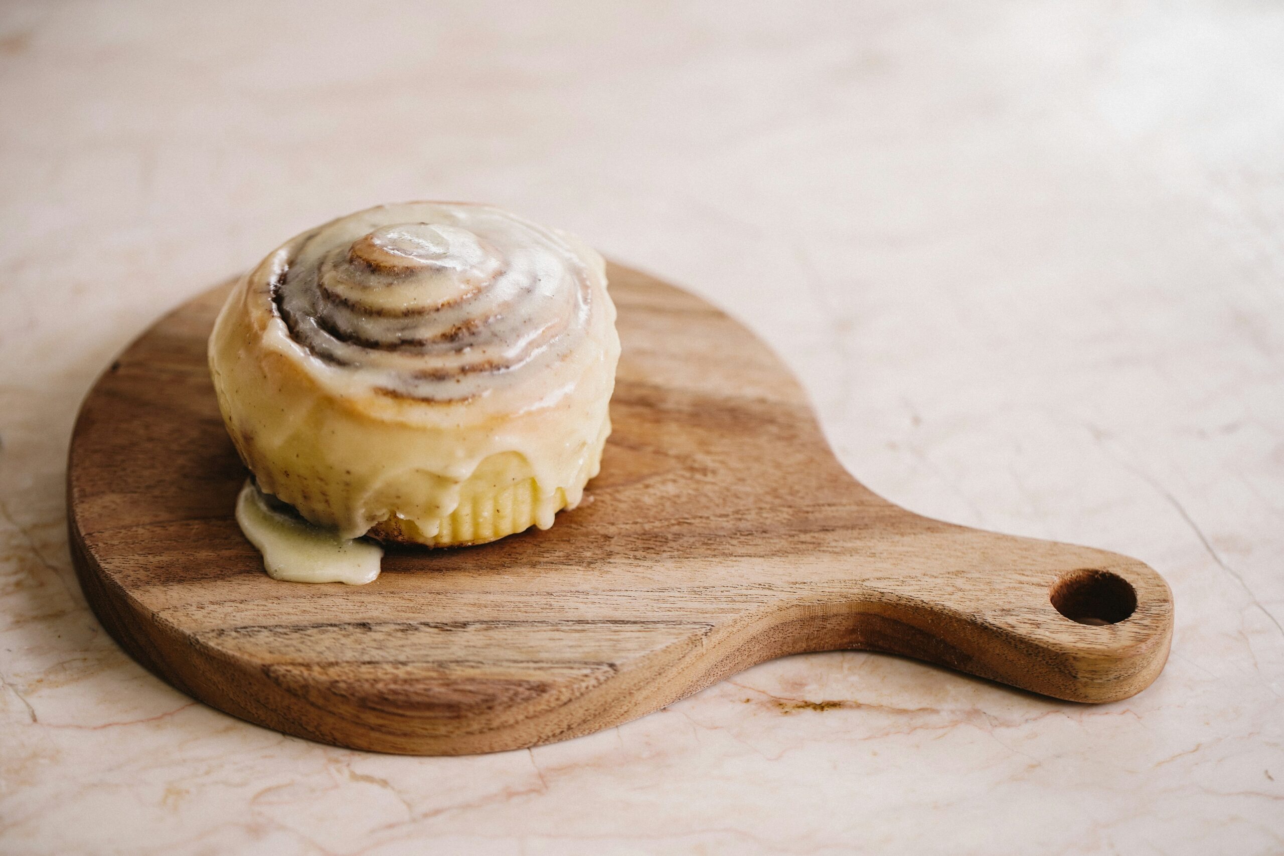 Recipe Review: Microwave Cinnamon Roll