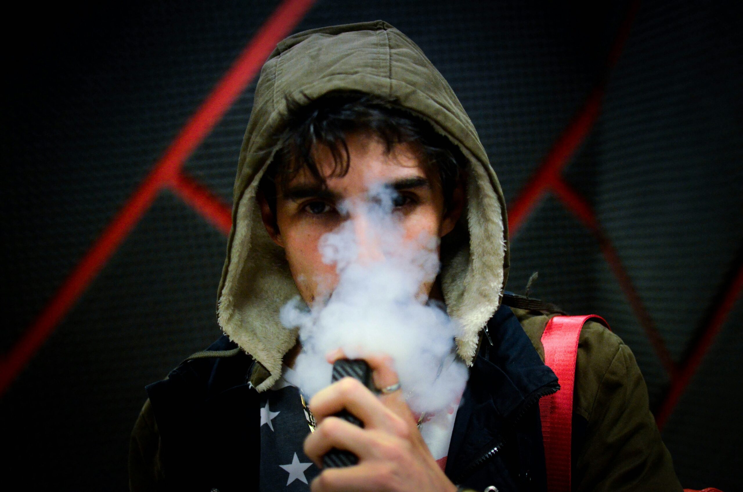 Today’s Tech: E-Cigarettes Damage Environment