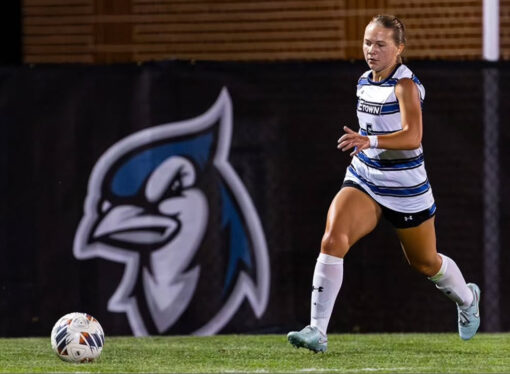 Elizabethtown women draw, men fall in weekend play