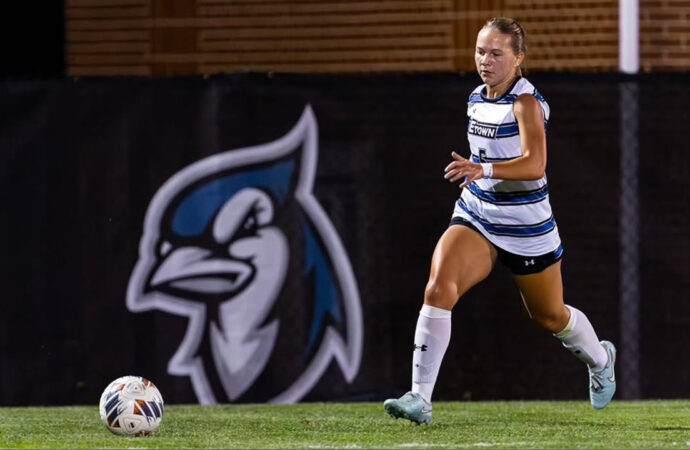 Elizabethtown women draw, men fall in weekend play
