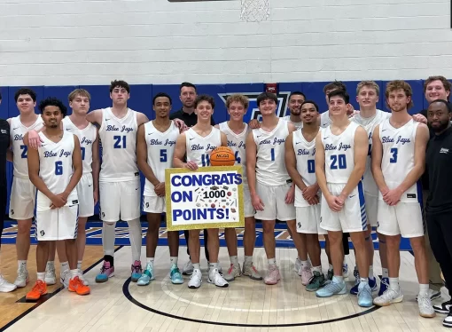 Finarelli hits 1000, Etown men’s basketball defeats Rosemont