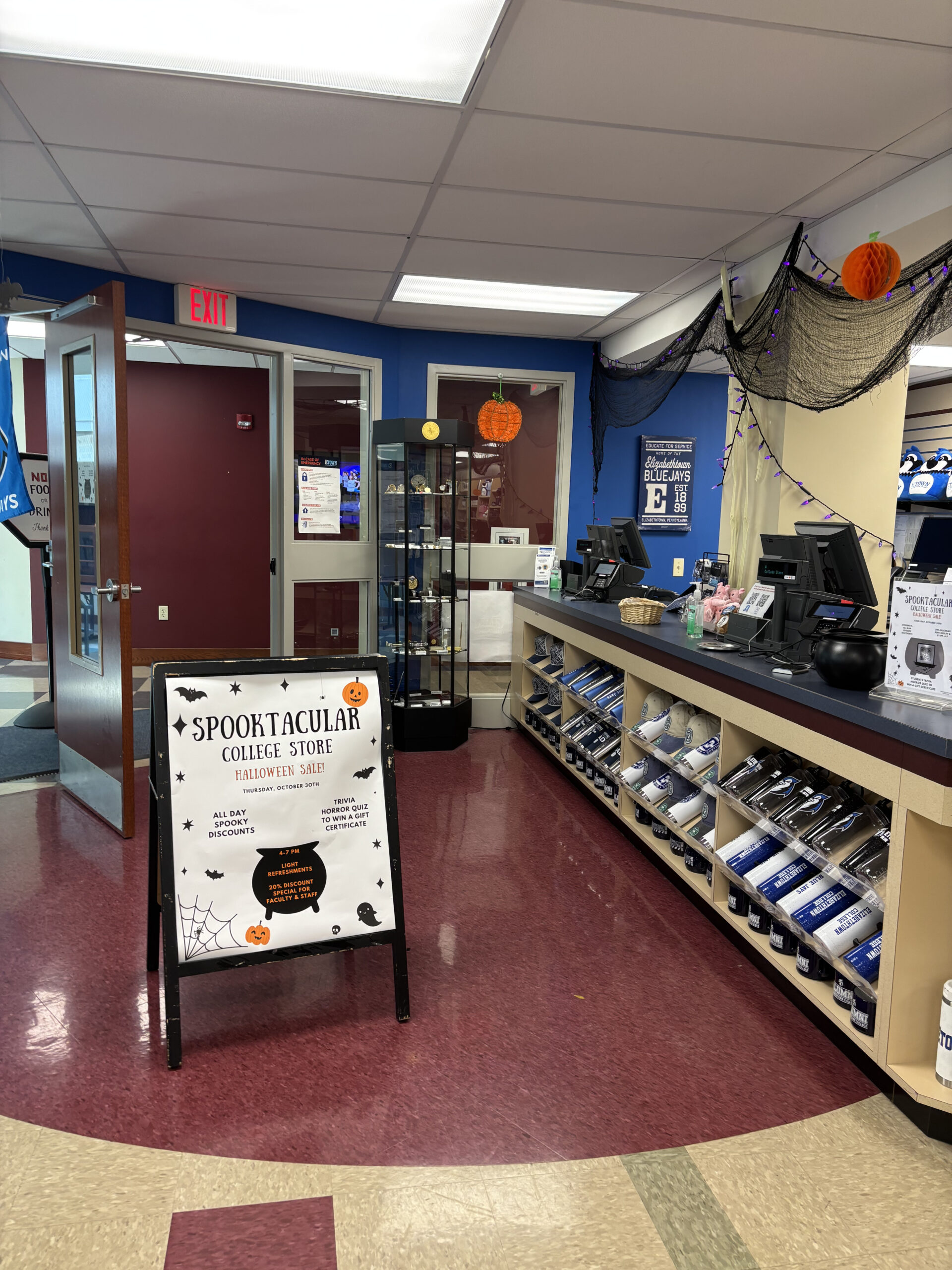 A Spooktacular day at the Etown bookstore