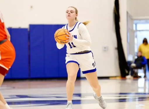 Mengel, Etown holds off Rowan’s late surge to take victory at home