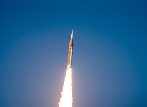 Today’s Tech: US launches first crewed mission to the moon since 1972