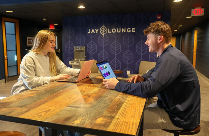 How do Elizabethtown College students feel about AI?