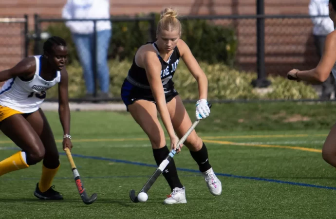 Field Hockey dominates Simmons University in home opener
