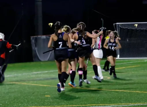 Etown downs Catholic in thrilling shootout victory