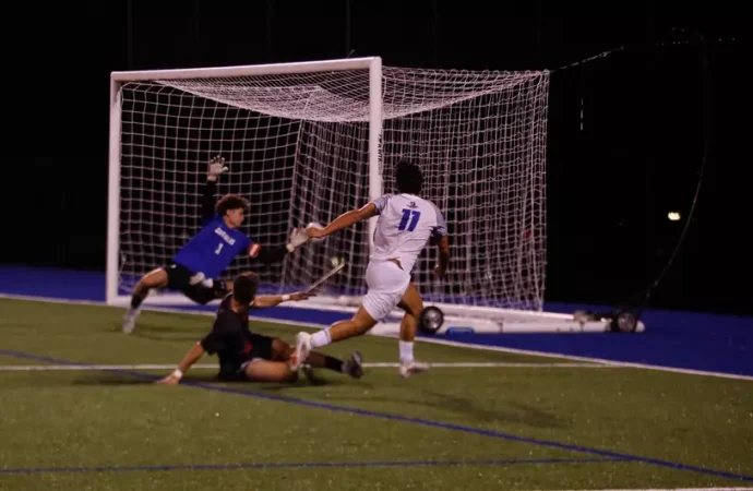 Blue Jays keep Catholic close in Landmark matchup