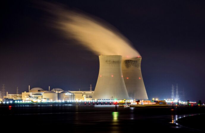 Today’s Tech: Small nuclear reactor moves closer to first criticality test